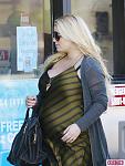 Click image for larger version

Name:	Pregnant-Jessica-Simpson-Holds-Hands-with-Eric-Johnson-1-435x580.jpg
Views:	7306
Size:	194.7 KB
ID:	100217