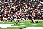 Click image for larger version

Name:	Dante Hall Runs It In.jpg
Views:	313
Size:	178.7 KB
ID:	103184